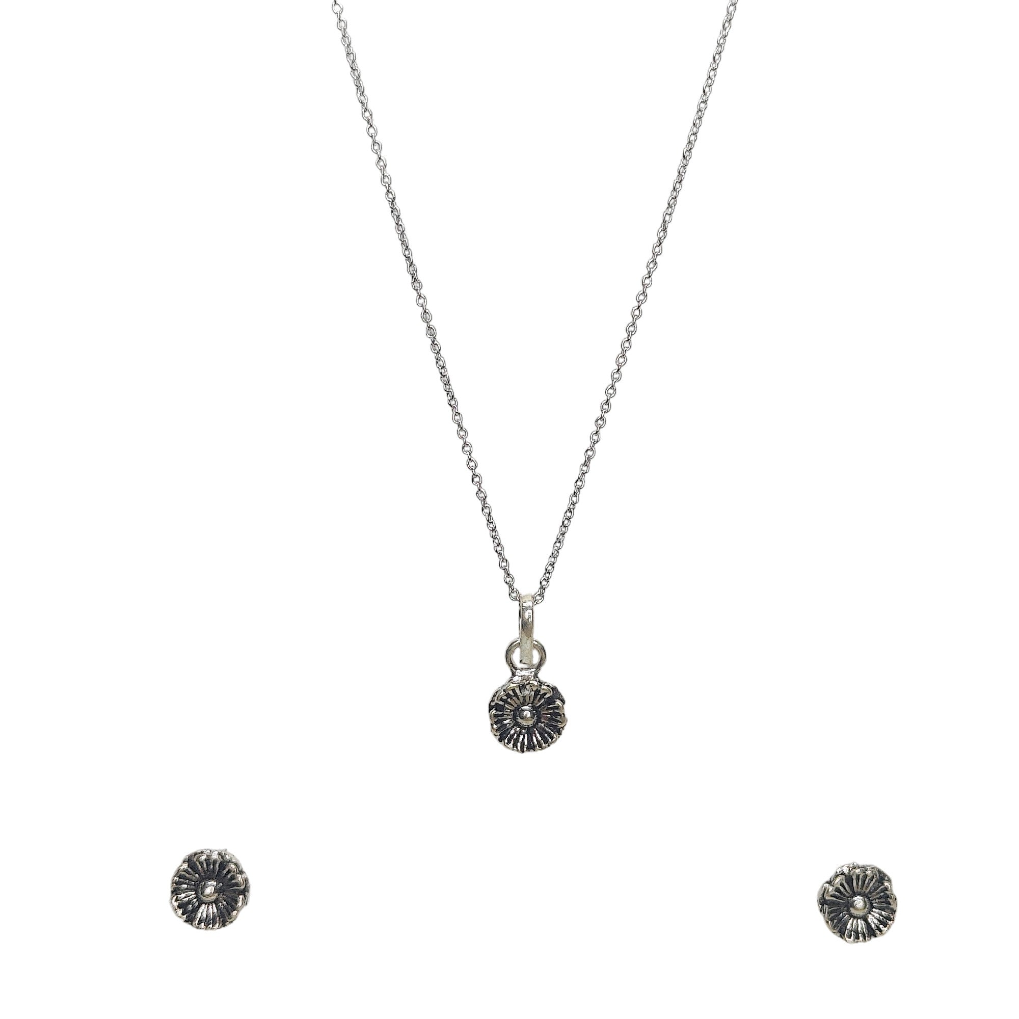 Oxidized Silver Flower Pendent Set With Chain For Women - Rivansh