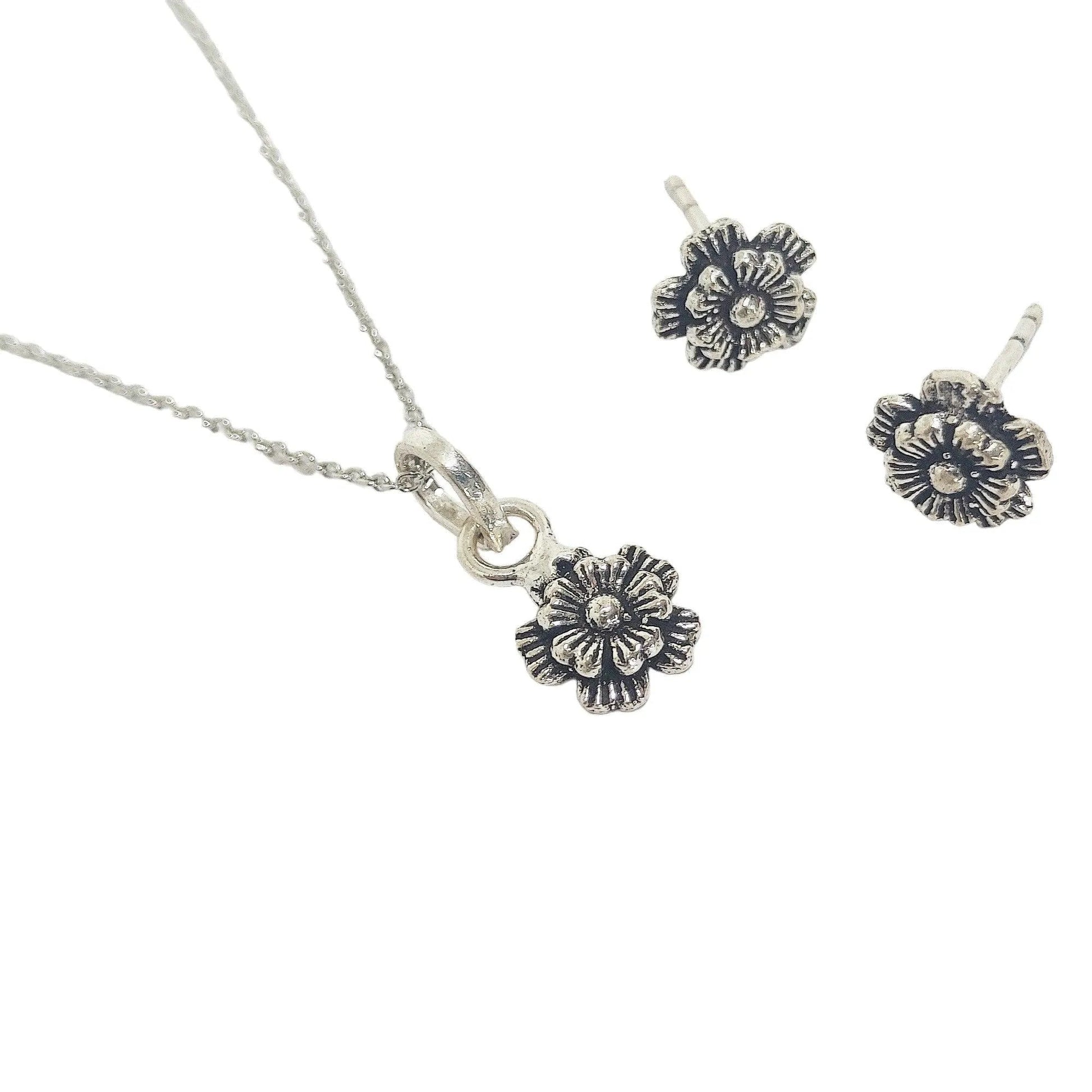 Five Petals Oxidized Sterling Silver Pendent Set With Chain For Women - Rivansh