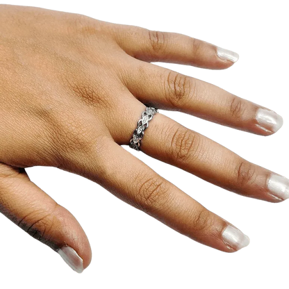 Minimalist Band Ring for Women - Rivansh