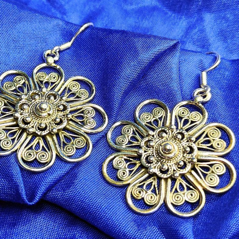 Queen's Flower Traditional Earrings for Women - Rivansh