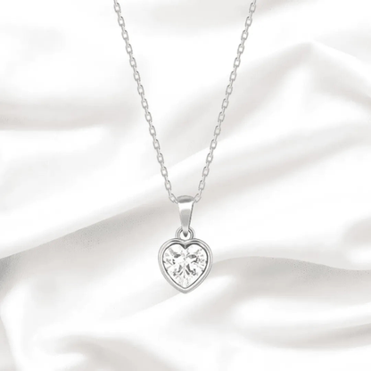 Silver Solitaire Heart Pendent With Link Chain for Women (92.5 Sterling Silver)